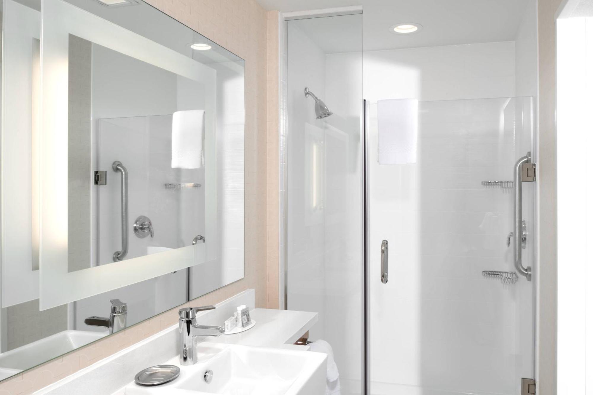 Springhill Suites By Marriott Wichita Airport Luaran gambar